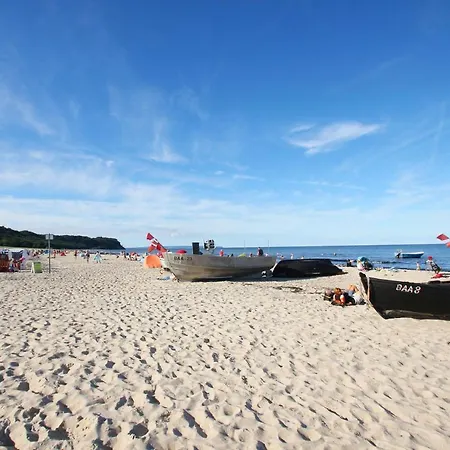 Strandnahe Mit 2 Balkonen - Haus Am Kurpark 12 *