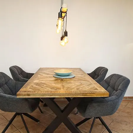 Strandnahe Mit 2 Balkonen - Haus Am Kurpark 12